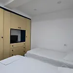 Tirent Apartment-Cozy 2-Bedroom Stay In Don Bosko