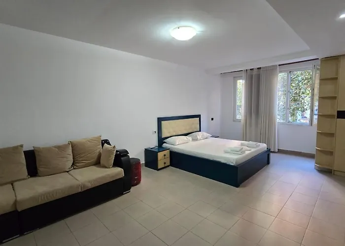 Tirent Apartment-Cozy 2-Bedroom Stay In Don Bosko