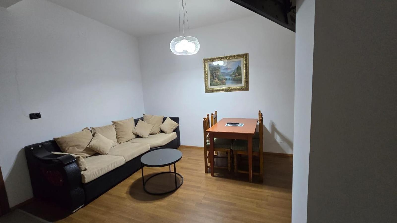 Tirent Apartment-cozy 2-bedroom In Don Bosko