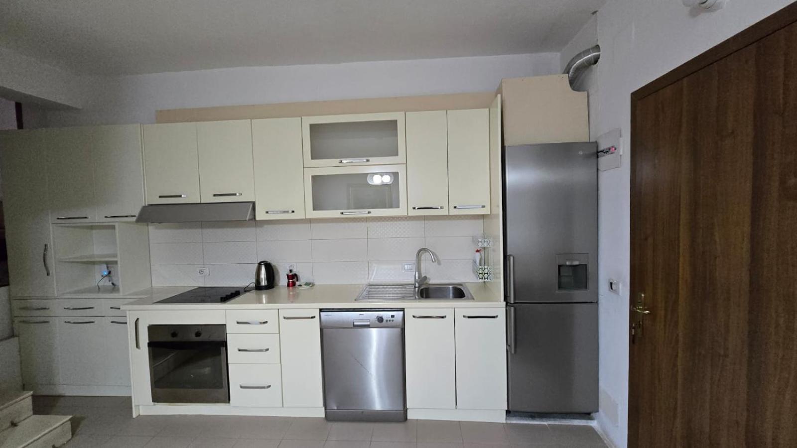 Tirent Apartment-cozy 2-bedroom In Don Bosko * Tiranë